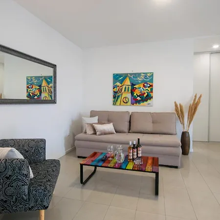 House Skrabic Apartamento Makarska